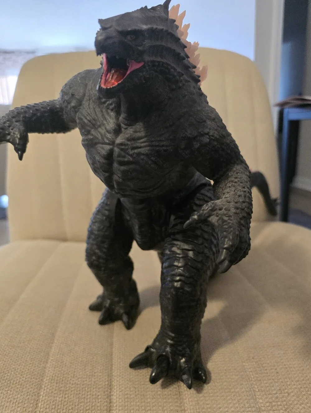 Jada Toys Godzilla Remote Control Figure 2.4GHz Light-Up Mouth MPN 34994 *read